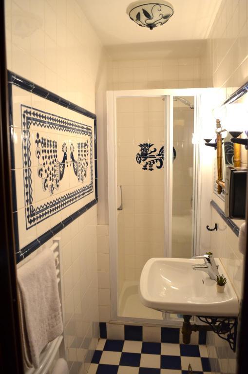 Hotel Cyriel 3*