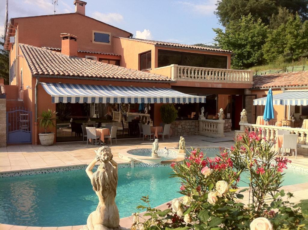 Hotel Cyriel 3*